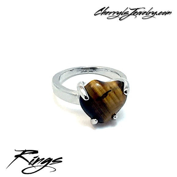 Woodgrain Heart Ring Size 5 - Picture 3 of 6